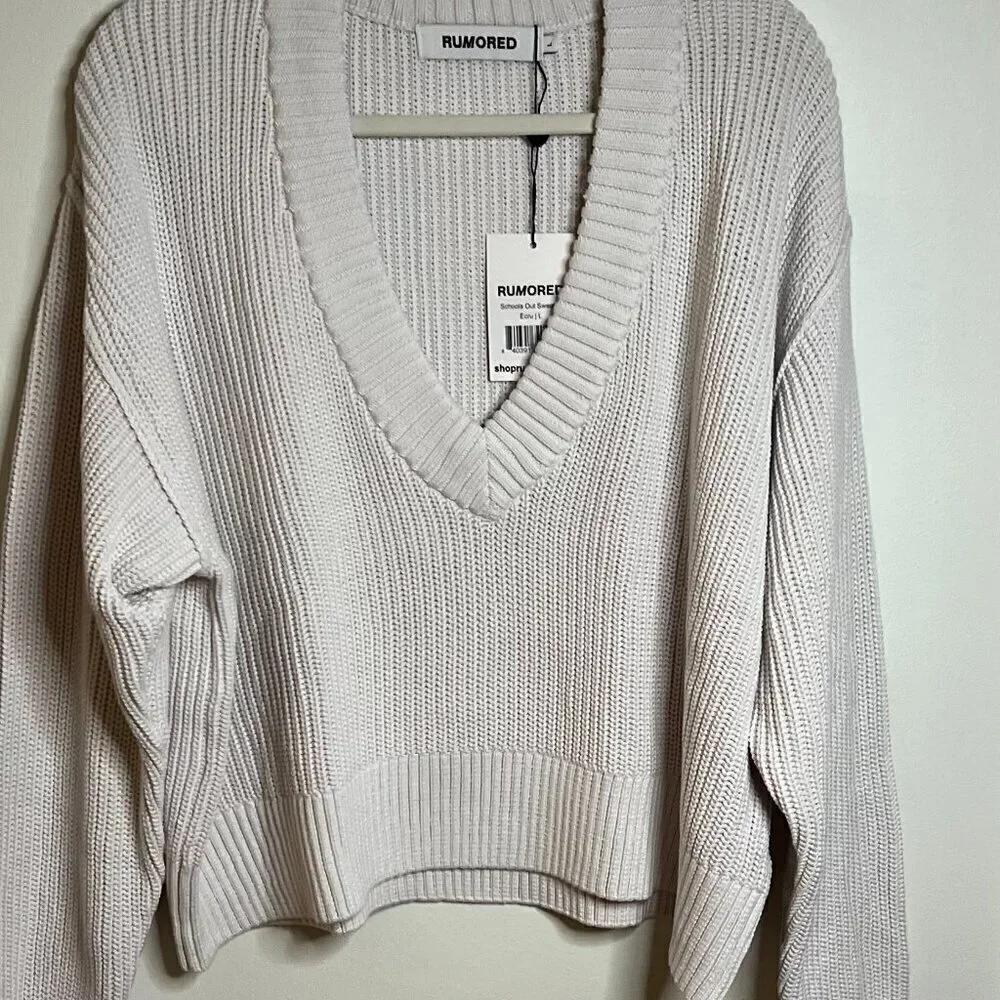 Rumored 'School's Out' Ecru Ripped Cropped Heavyweight Sweater Size L - Picture 4 of 8
